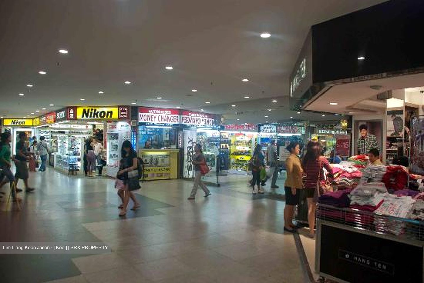 Lucky Plaza (D9), Shop House #301130251